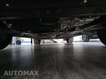 2025 Volvo XC40 B5 Plus Bright Theme – miniatura 20