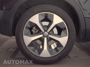 2025 Volvo XC40 B5 Plus Bright Theme - miniatura 11