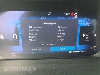 2025 Volvo XC40 B5 Plus Bright Theme - miniatura 18
