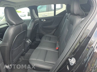 2025 Volvo XC40 B5 Plus Bright Theme - miniatura 19