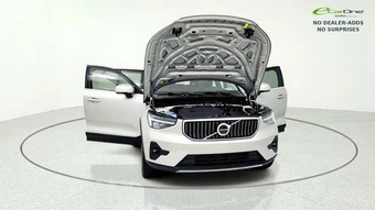 2025 Volvo XC40 B5 Plus Bright Theme - miniatura 12
