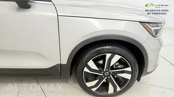 2025 Volvo XC40 B5 Plus Bright Theme - miniatura 21