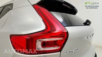2025 Volvo XC40 B5 Plus Bright Theme - miniatura 27