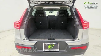 2025 Volvo XC40 B5 Plus Bright Theme - miniatura 29