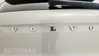 2025 Volvo XC40 B5 Plus Bright Theme - miniatura 33