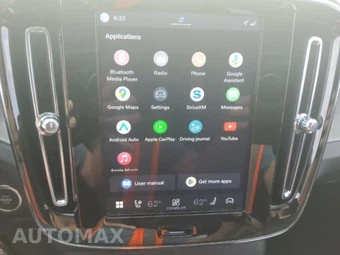 2025 Volvo XC40 B5 Plus Bright Theme – miniatura 17