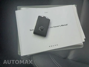 2025 Volvo XC40 B5 Plus Bright Theme – miniatura 20