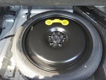 2025 Volvo XC40 B5 Plus Bright Theme – miniatura 21