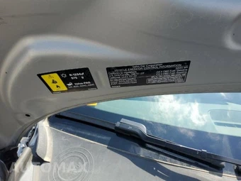 2025 Volvo XC40 B5 Plus Bright Theme – miniatura 24