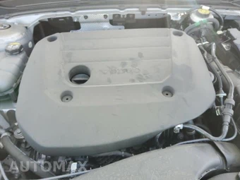 2025 Volvo XC40 B5 Plus Bright Theme – miniatura 25