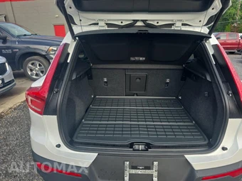 2025 Volvo XC40 B5 Plus Dark Theme – miniatura 20
