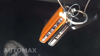 2025 Volvo XC40 B5 Ultra Dark Theme - miniatura 17