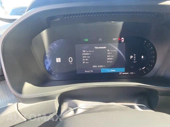 2025 Volvo XC40 B5 Ultra Dark Theme - miniatura 12
