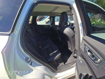 2025 Volvo XC60 B5 Core - miniatura 17