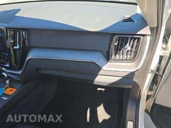 2025 Volvo XC60 B5 Core - miniatura 20