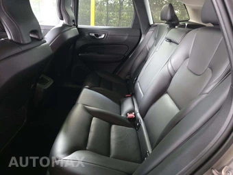 2025 Volvo XC60 B5 Core – miniatura 13