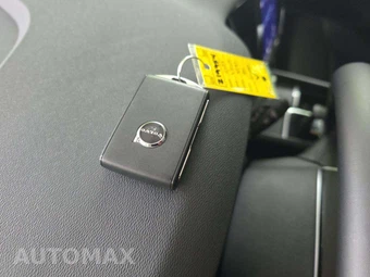 2025 Volvo XC60 B5 Core – miniatura 8