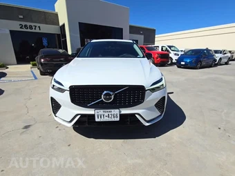 2025 Volvo XC60 B5 Core – miniatura 2