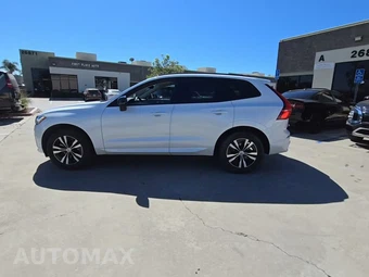 2025 Volvo XC60 B5 Core – miniatura 3