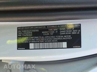 2025 Volvo XC60 B5 Core – miniatura 6