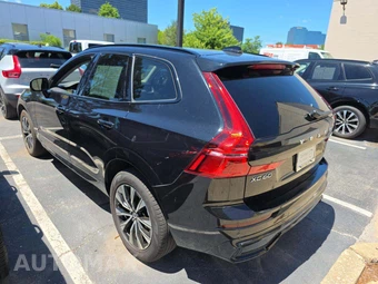 2025 Volvo XC60 B5 Core – miniatura 2