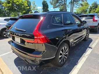 2025 Volvo XC60 B5 Core – miniatura 3