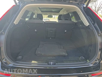 2025 Volvo XC60 B5 Core - miniatura 16