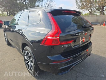 2025 Volvo XC60 B5 Core - miniatura 6