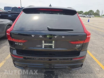 2025 Volvo XC60 B5 Core – miniatura 5