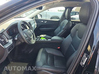 2025 Volvo XC60 B5 Core - miniatura 13