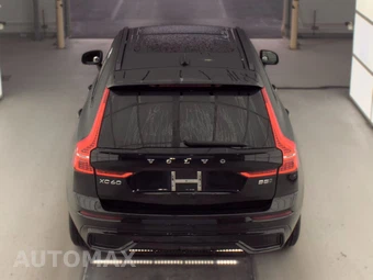 2025 Volvo XC60 B5 Core - miniatura 6