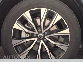 2025 Volvo XC60 B5 Core – miniatura 9