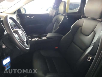 2025 Volvo XC60 B5 Core – miniatura 6