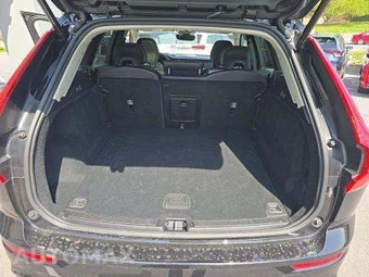 2025 Volvo XC60 B5 Core – miniatura 14