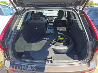 2025 Volvo XC60 B5 Plus – miniatura 16