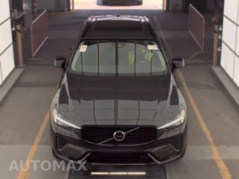 2025 Volvo XC60 B5 Plus – miniatura 2