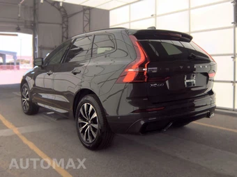 2025 Volvo XC60 B5 Plus – miniatura 6