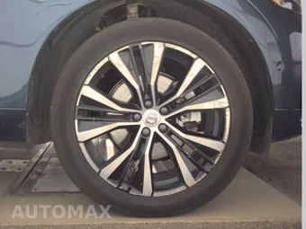 2025 Volvo XC60 B5 Plus - miniatura 10