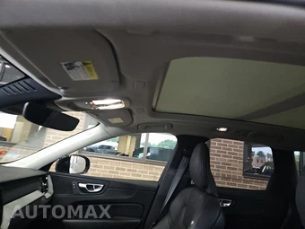 2025 Volvo XC60 B5 Plus - miniatura 20