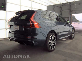 2025 Volvo XC60 B5 Plus - miniatura 5