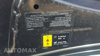 2025 Volvo XC60 B5 Plus – miniatura 18