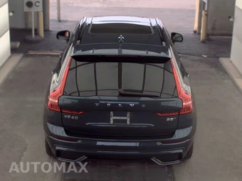2025 Volvo XC60 B5 Plus - miniatura 5