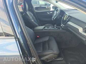 2025 Volvo XC60 B5 Plus - miniatura 8