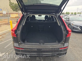 2025 Volvo XC60 B5 Plus - miniatura 16