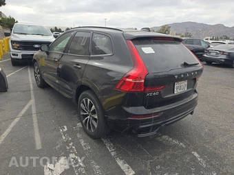 2025 Volvo XC60 B5 Plus - miniatura 6