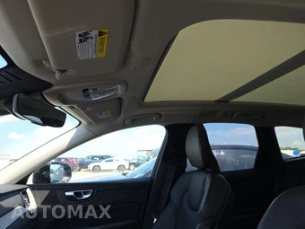 2025 Volvo XC60 B5 Plus – miniatura 19
