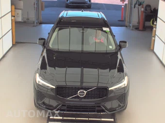 2025 Volvo XC60 B5 Plus – miniatura 2