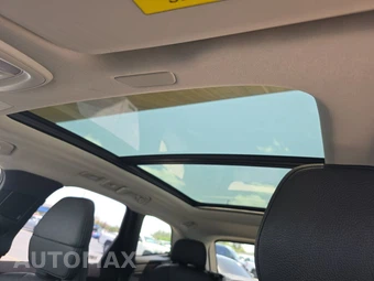 2025 Volvo XC60 B5 Plus – miniatura 17