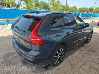 2025 Volvo XC60 B5 Plus – miniatura 4