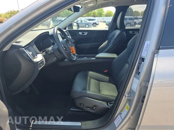 2025 Volvo XC60 B5 Plus - miniatura 7